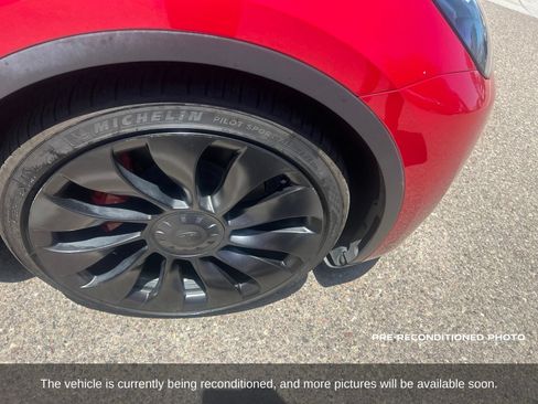 Used 2023 Tesla Model Y Performance AWD/4WD image 8