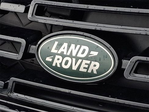 Used 2025 Land Rover Range Rover Velar Dynamic SE image 30