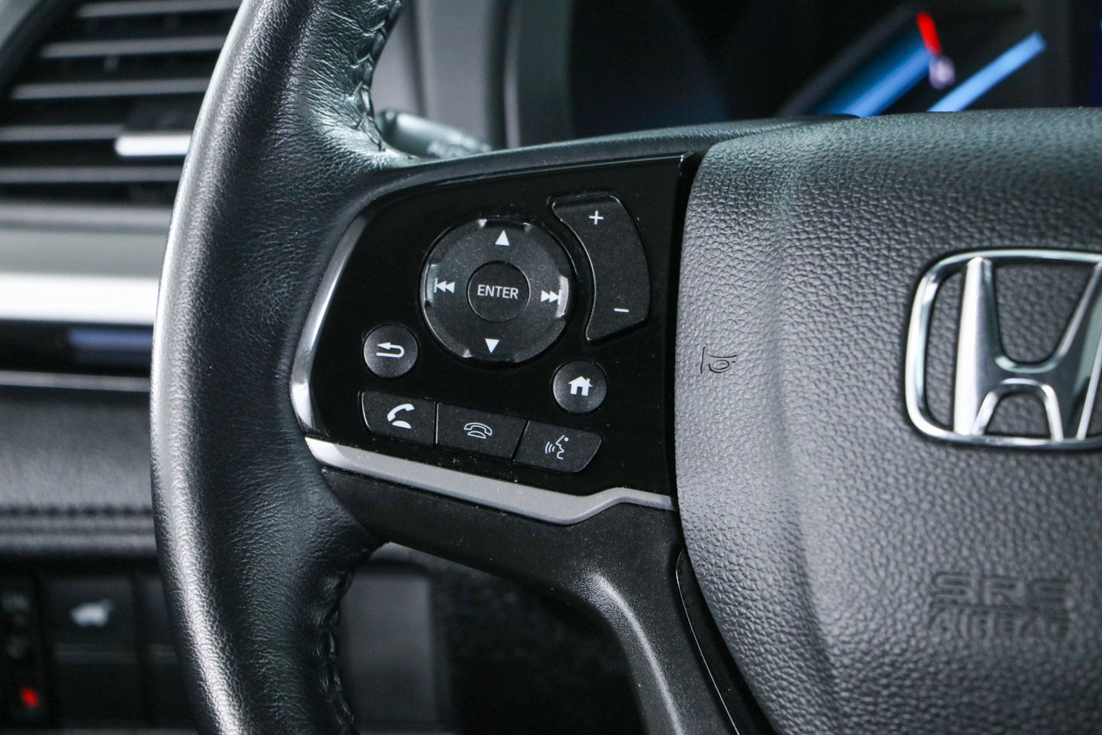 Used 2024 Honda Odyssey Touring image 13