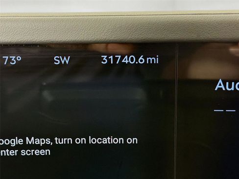 Used 2024 Lincoln Nautilus Reserve image 13