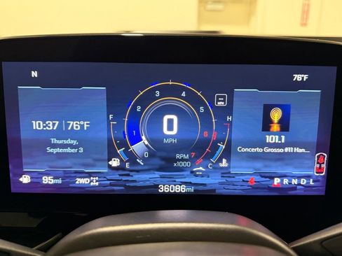Used 2025 Chevrolet Tahoe Z71 w/ Comfort Package AWD/4WD image 21