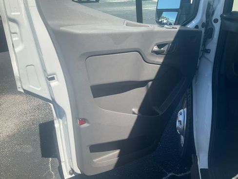 New 2026 Ford Transit 350 Low Roof AWD image 15