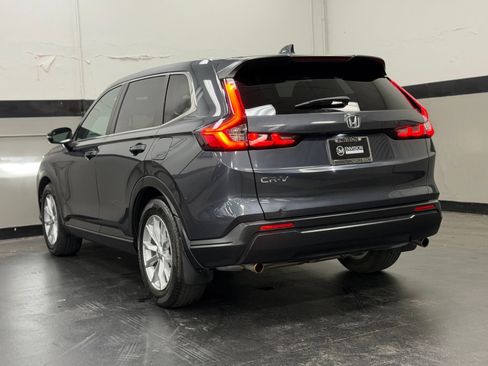 Used 2024 Honda CR-V EX image 10