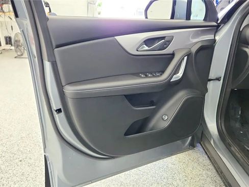Used 2024 Chevrolet Blazer LT w/ Convenience Package FWD image 31