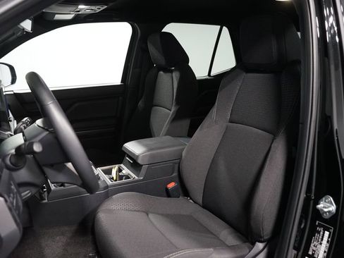 Certified 2025 Toyota 4Runner SR5 image 28