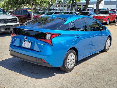 Used 2022 Toyota Prius LE image 5