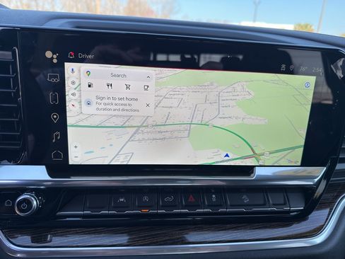 New 2026 GMC Sierra 1500 SLE image 18