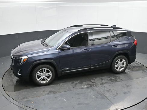 Used 2019 GMC Terrain SLE w/ Driver Convenience Package AWD/4WD image 37