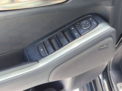 Used 2025 Lexus GX 550 w/ Cold Area Package AWD/4WD image 31