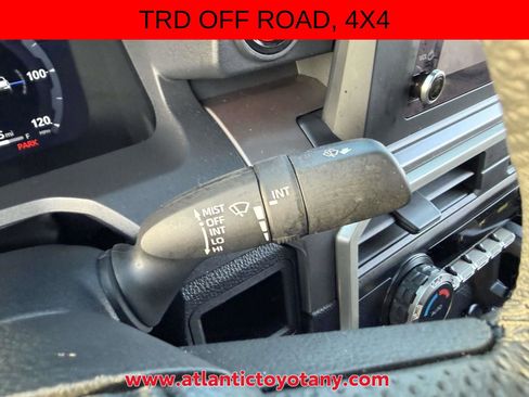 Used 2024 Toyota Tacoma TRD Off-Road AWD/4WD image 28