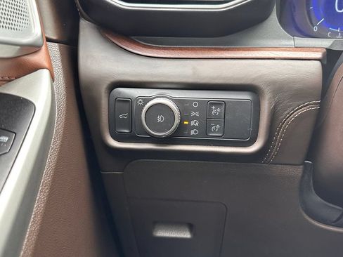 Certified 2022 Ford Explorer King Ranch w/ Class IV Trailer Tow Package AWD/4WD image 34