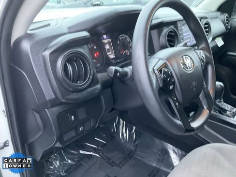 Used 2022 Toyota Tacoma SR image 21