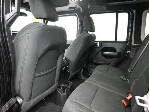 Used 2022 Jeep Wrangler Unlimited Sport AWD/4WD image 21