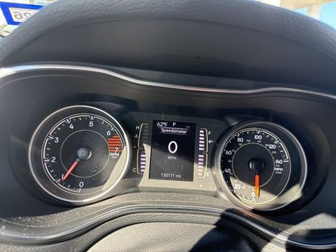 Used 2020 Jeep Cherokee Latitude Plus image 7