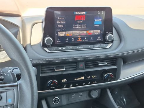 Used 2023 Nissan Rogue SV AWD/4WD image 13