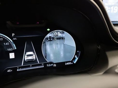 Used 2024 Genesis GV70 3.5T Sport w/ Sport Prestige Package image 25