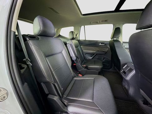 Used 2021 Volkswagen Atlas SE w/ Panoramic Sunroof Package image 28