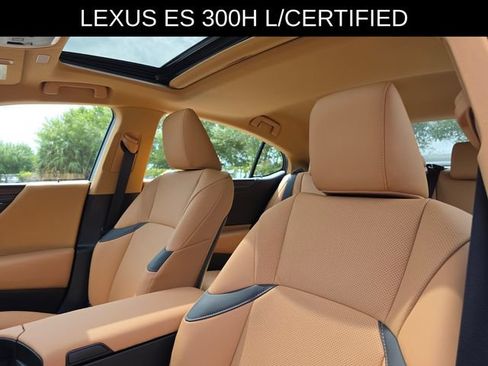 Used 2025 Lexus ES 300h w/ Premium Package FWD image 21