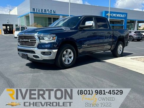 Used 2023 RAM 1500 Laramie AWD/4WD image 1
