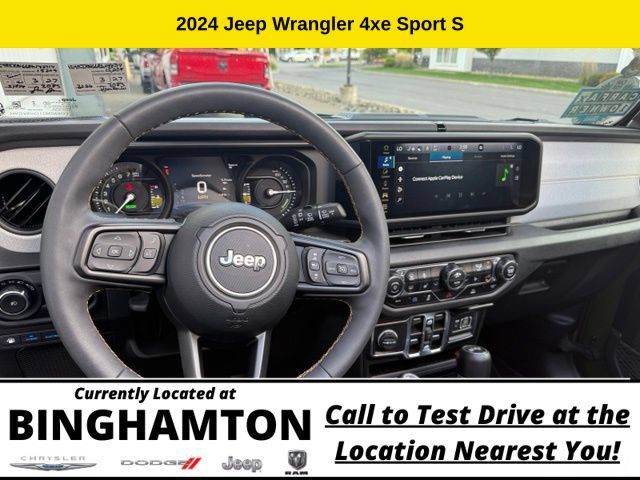 Used 2024 Jeep Wrangler Unlimited w/ Convenience Group AWD/4WD image 15