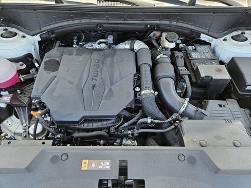 Used 2025 Hyundai Santa Fe Calligraphy FWD image 23