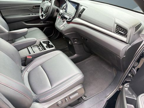 Used 2024 Honda Odyssey Sport image 30