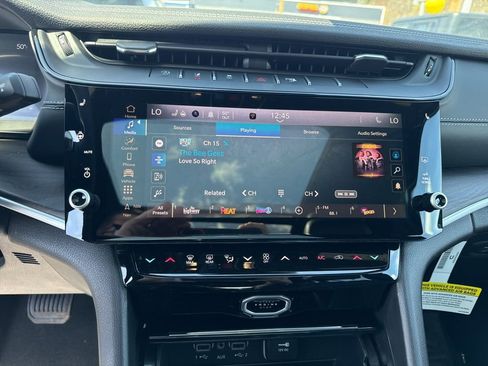 New 2026 Jeep Grand Cherokee Limited AWD/4WD image 12