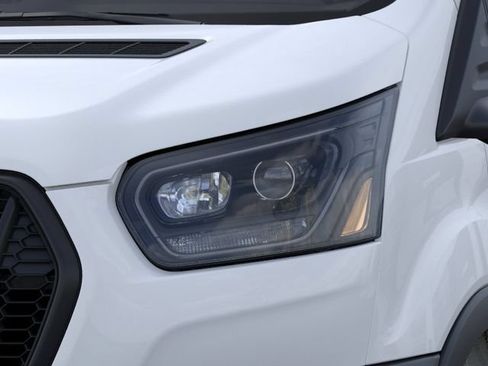New 2026 Ford Transit 350 148 Medium Roof Wagon AWD image 18