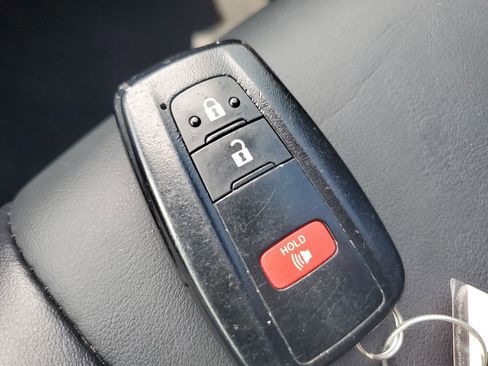 Used 2022 Toyota RAV4 Adventure AWD/4WD image 27