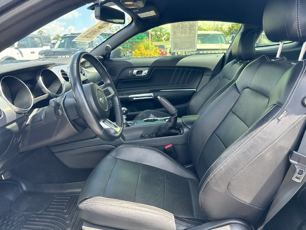Used 2018 Ford Mustang GT Premium RWD image 19