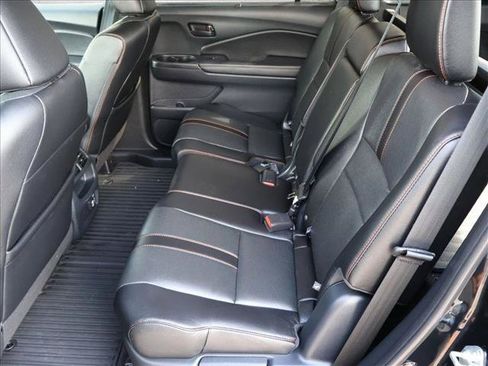 Used 2023 Honda Passport TrailSport image 28