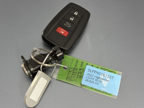 Used 2022 Toyota Highlander Platinum AWD/4WD image 37