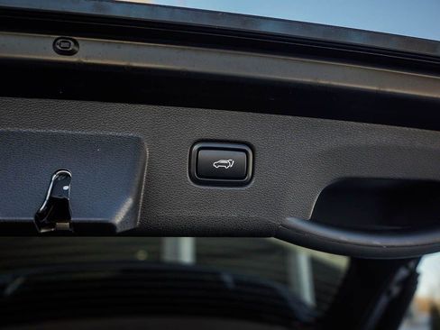 New 2026 Kia Sportage SX image 9