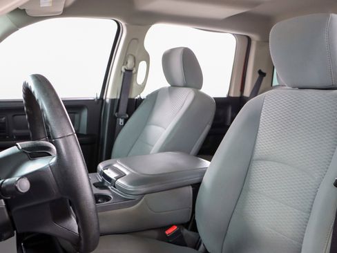 Used 2014 RAM 1500 Express image 25