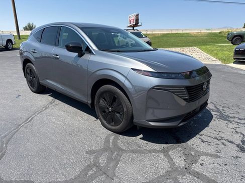 Used 2025 Nissan Murano SV AWD/4WD image 1