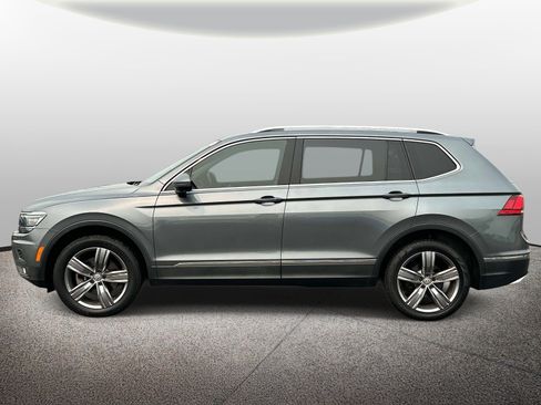 Used 2018 Volkswagen Tiguan SEL Premium AWD/4WD image 2