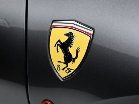 Used 2016 Ferrari 488 GTB image 36
