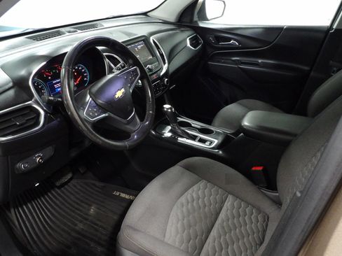 Used 2019 Chevrolet Equinox LT FWD image 8