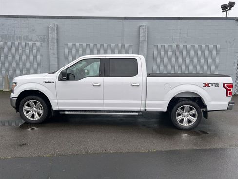 Used 2018 Ford F150 XLT w/ Equipment Group 302A Luxury image 4