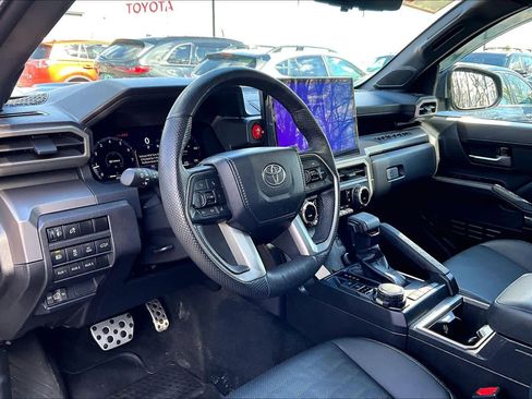 Certified 2024 Toyota Tacoma TRD Sport w/ TRD Sport Premium Package AWD/4WD image 17