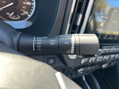 New 2026 Nissan Frontier SV image 30