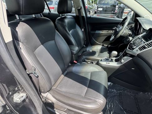 Used 2011 Chevrolet Cruze LT image 20