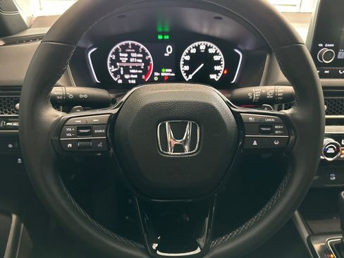 Used 2025 Honda Civic Sport image 22