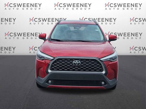 Used 2023 Toyota Corolla Cross XLE w/ Convenience Package FWD image 8