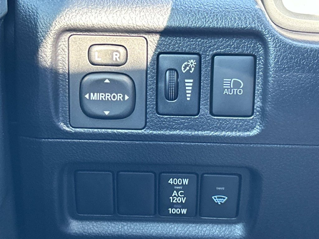 Used 2023 Toyota 4Runner TRD Off-Road Premium w/ Moonroof Package AWD/4WD image 29