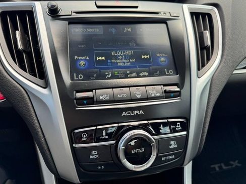 Used 2016 Acura TLX w/ Technology Package FWD image 19