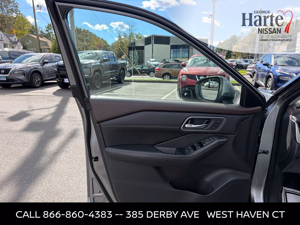 Certified 2021 Nissan Rogue SL AWD/4WD image 9