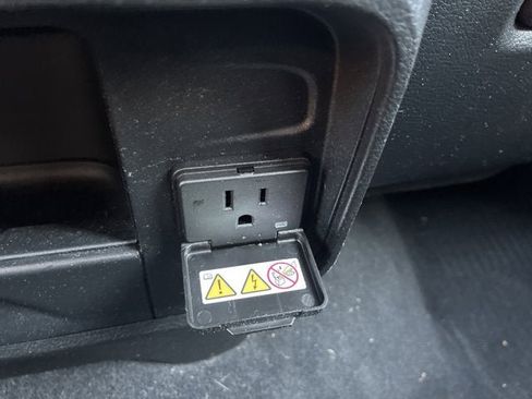 Certified 2021 RAM 2500 Tradesman image 24