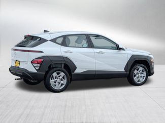 New 2026 Hyundai Kona SE video 2