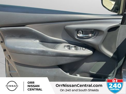 Used 2019 Nissan Murano SV FWD image 16